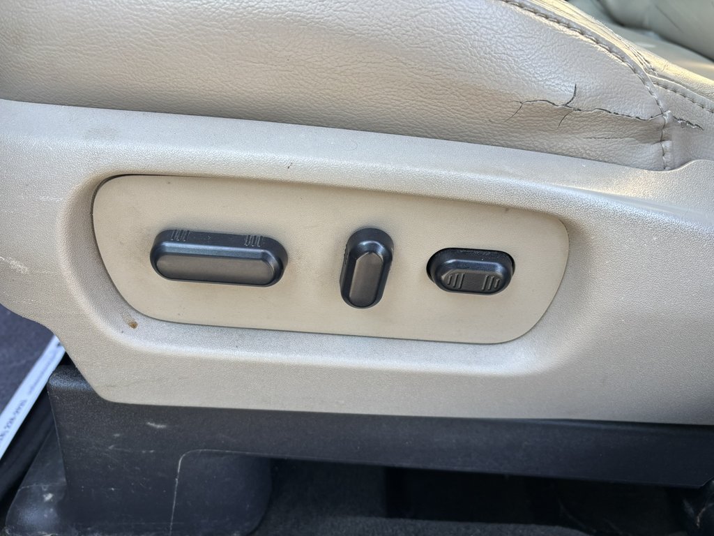 2014 Ford Explorer 4WD 4dr XLT in Saint-Georges, Quebec - 10 - w1024h768px