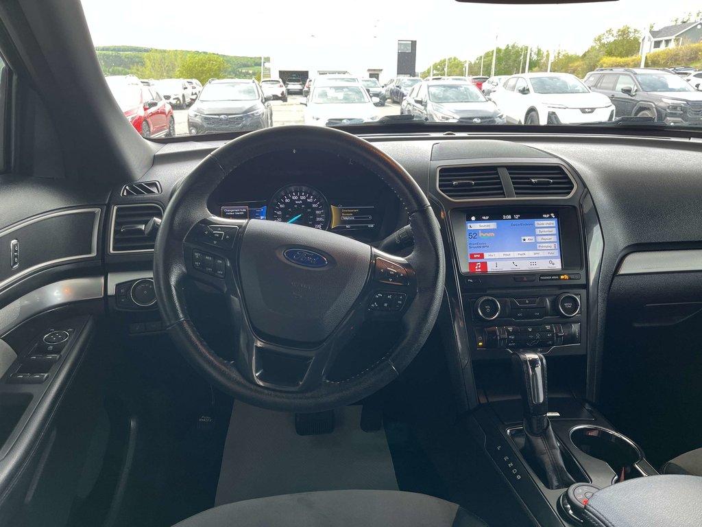 Ford Explorer 4WD 4dr XLT 2017 à Saint-Georges, Québec - 10 - w1024h768px