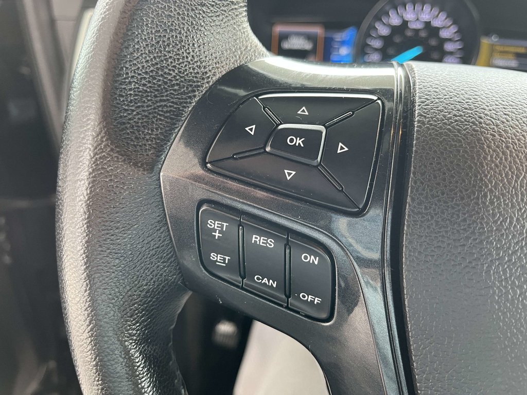 Ford Explorer 4WD 4dr XLT 2017 à Saint-Georges, Québec - 16 - w1024h768px