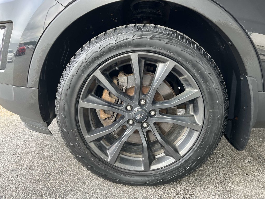 Ford Explorer 4WD 4dr XLT 2017 à Saint-Georges, Québec - 9 - w1024h768px