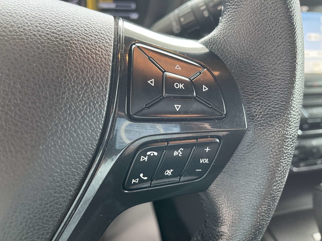 Ford Explorer 4WD 4dr XLT 2017 à Saint-Georges, Québec - 15 - w1024h768px