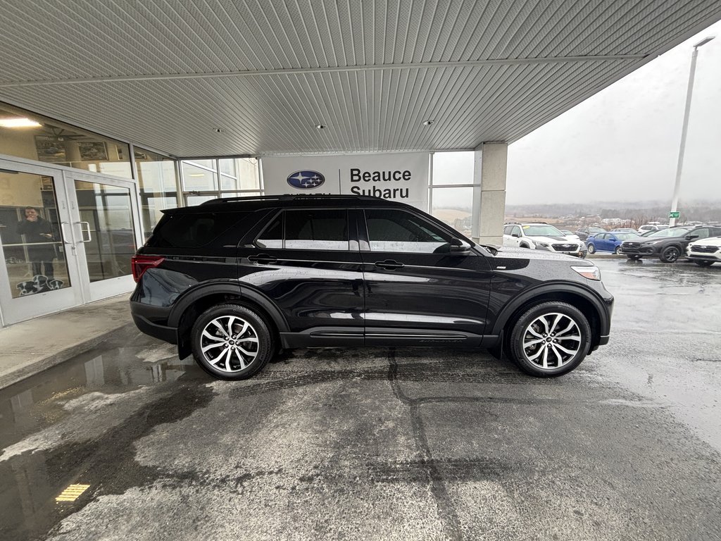 Ford Explorer ST-Line 4WD 2023 à Saint-Georges, Québec - 2 - w1024h768px