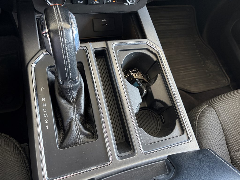 2016 Ford F-150 4WD SuperCrew 145  XLT in Saint-Georges, Quebec - 12 - w1024h768px
