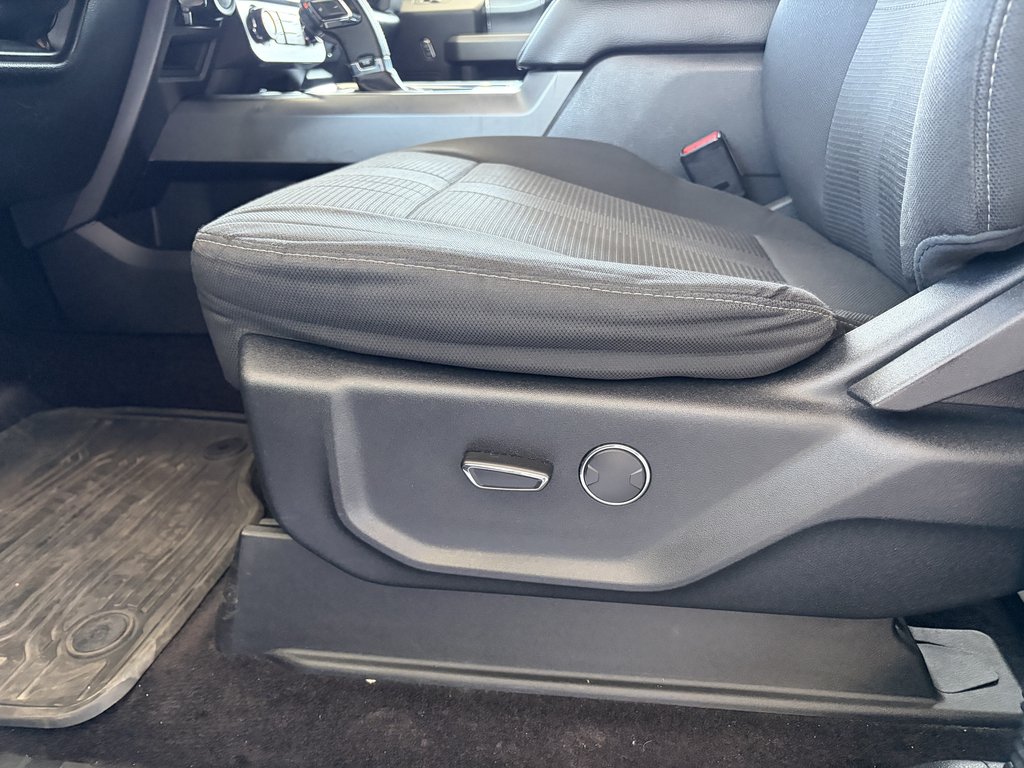 2016 Ford F-150 4WD SuperCrew 145  XLT in Saint-Georges, Quebec - 19 - w1024h768px