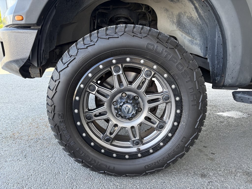 2016 Ford F-150 4WD SuperCrew 145  XLT in Saint-Georges, Quebec - 9 - w1024h768px
