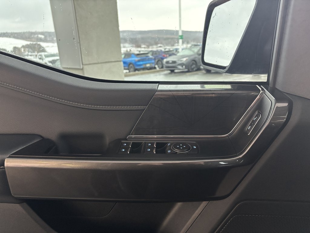 Ford F-150 XLT 4WD SuperCrew 5.5' Box 2021 à Saint-Georges, Québec - 20 - w1024h768px