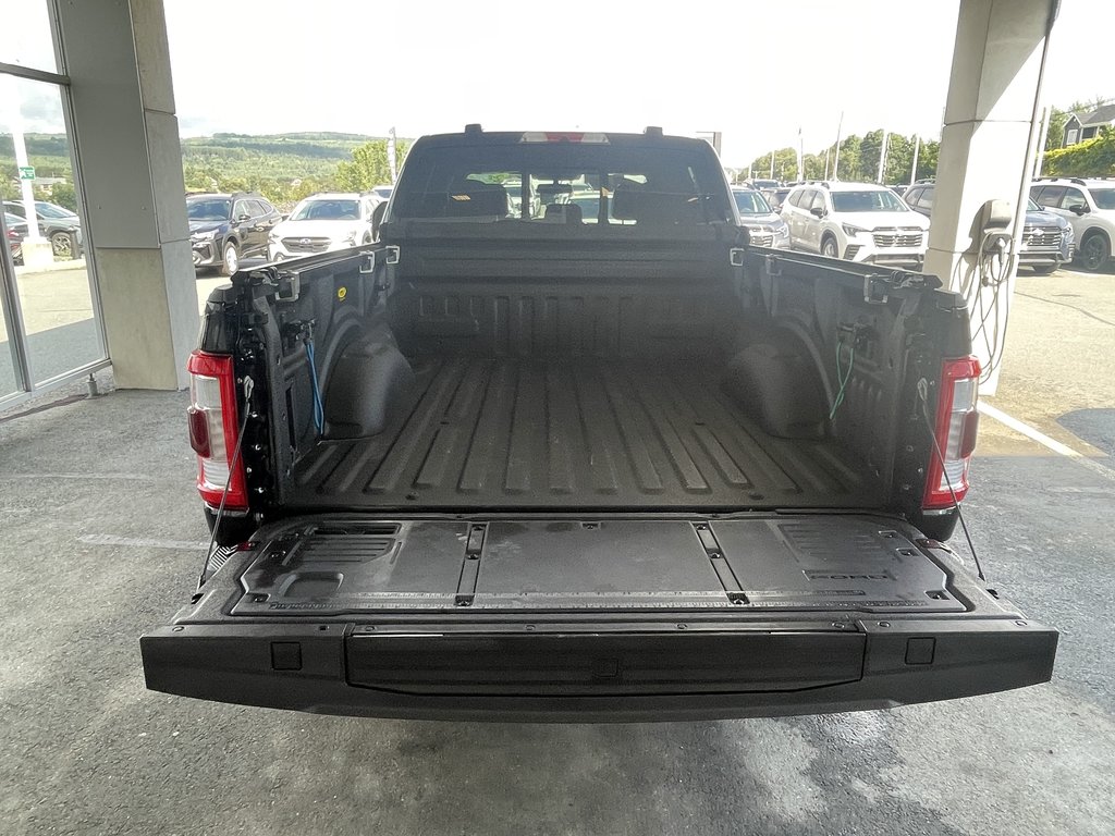 2022  F-150 LARIAT 4WD SuperCrew 6.5' Box in Saint-Georges, Quebec - 27 - w1024h768px