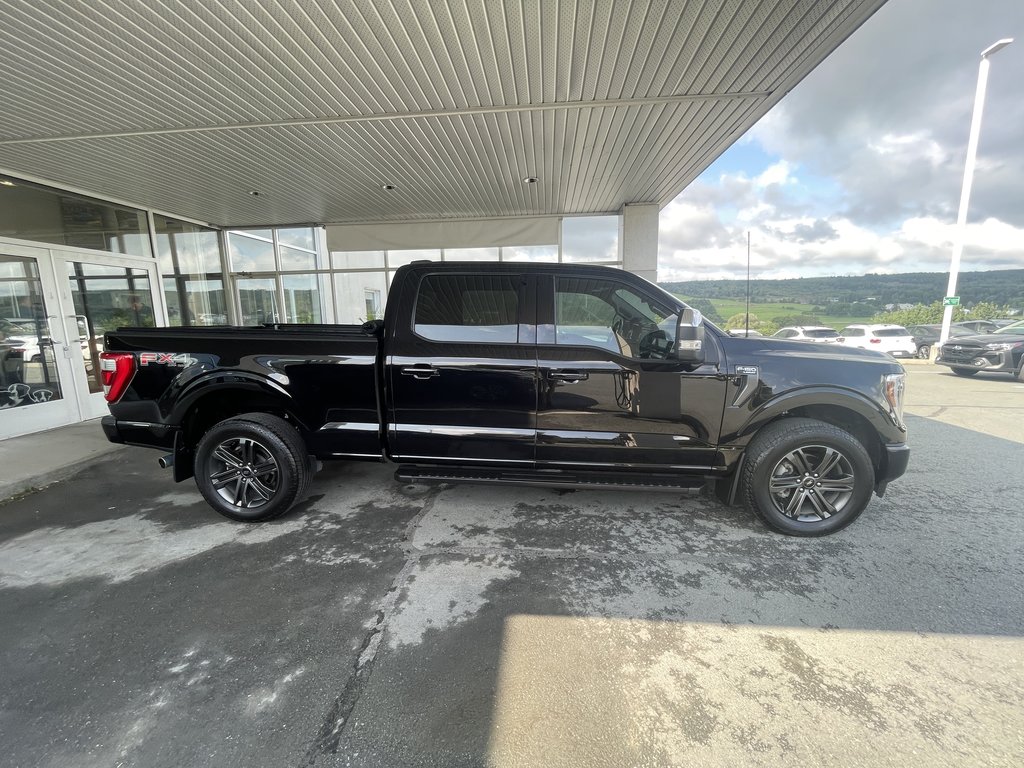 F-150 LARIAT 4WD SuperCrew 6.5' Box 2022 à Saint-Georges, Québec - 2 - w1024h768px