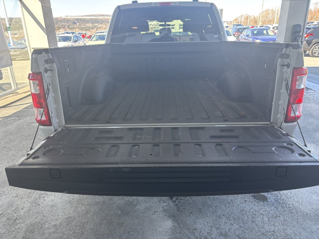 Ford F-150 XL 4WD SuperCrew 6.5' Box 2023 à Saint-Georges, Québec - 21 - w1024h768px