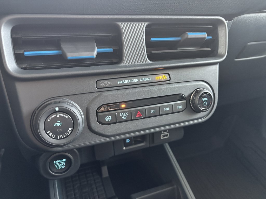 2025 Ford Maverick Lobo High AWD SuperCrew in Saint-Georges, Quebec - 16 - w1024h768px