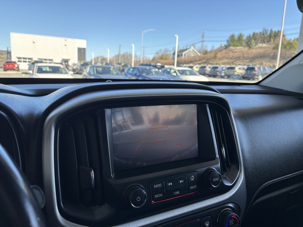 2016 GMC Canyon 4WD Crew Cab 140.5  SLT in Saint-Georges, Quebec - 16 - w1024h768px