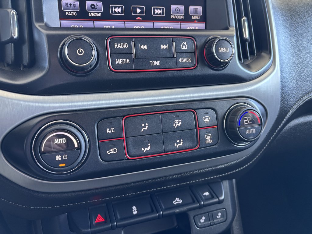 2016 GMC Canyon 4WD Crew Cab 140.5  SLT in Saint-Georges, Quebec - 17 - w1024h768px