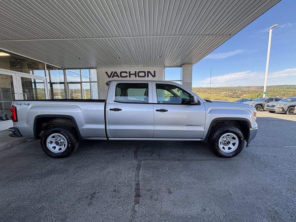 2015 GMC Sierra 1500 4WD Crew Cab 153.0 in Saint-Georges, Quebec - 2 - w1024h768px