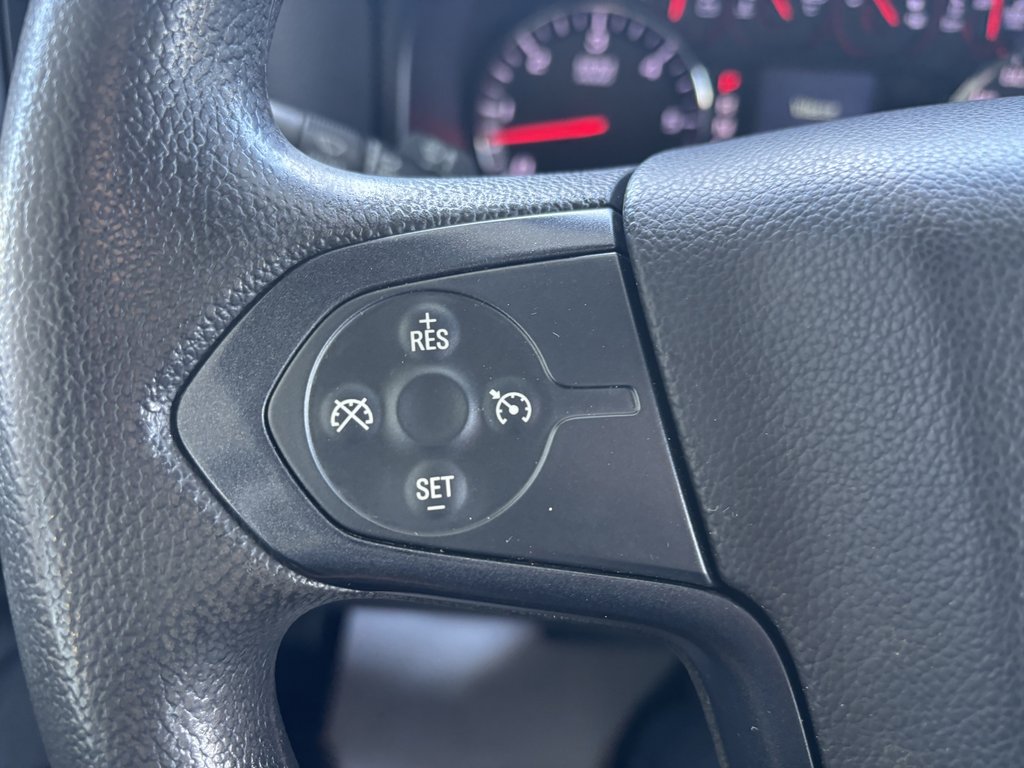 2015 GMC Sierra 1500 4WD Crew Cab 153.0 in Saint-Georges, Quebec - 12 - w1024h768px