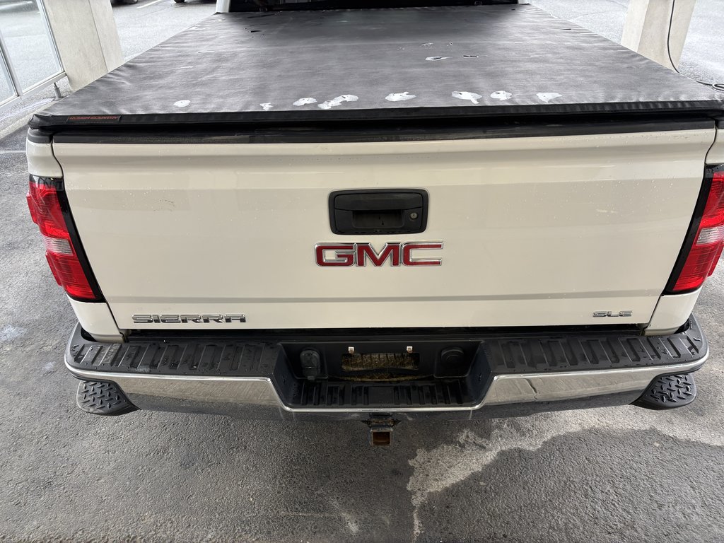 GMC Sierra 1500 4WD Crew Cab 143.5  SLE 2016 à Saint-Georges, Québec - 4 - w1024h768px