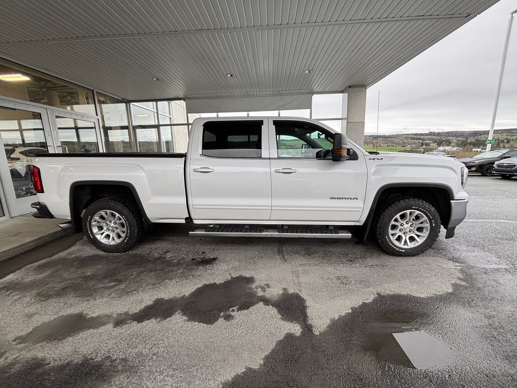 GMC Sierra 1500 4WD Crew Cab 143.5  SLE 2016 à Saint-Georges, Québec - 2 - w1024h768px