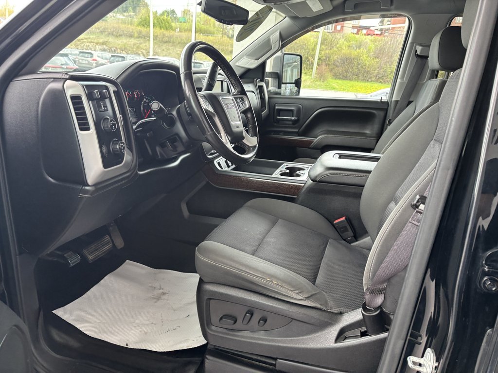 2017 GMC Sierra 1500 4WD Crew Cab 153.0  SLE in Saint-Georges, Quebec - 11 - w1024h768px
