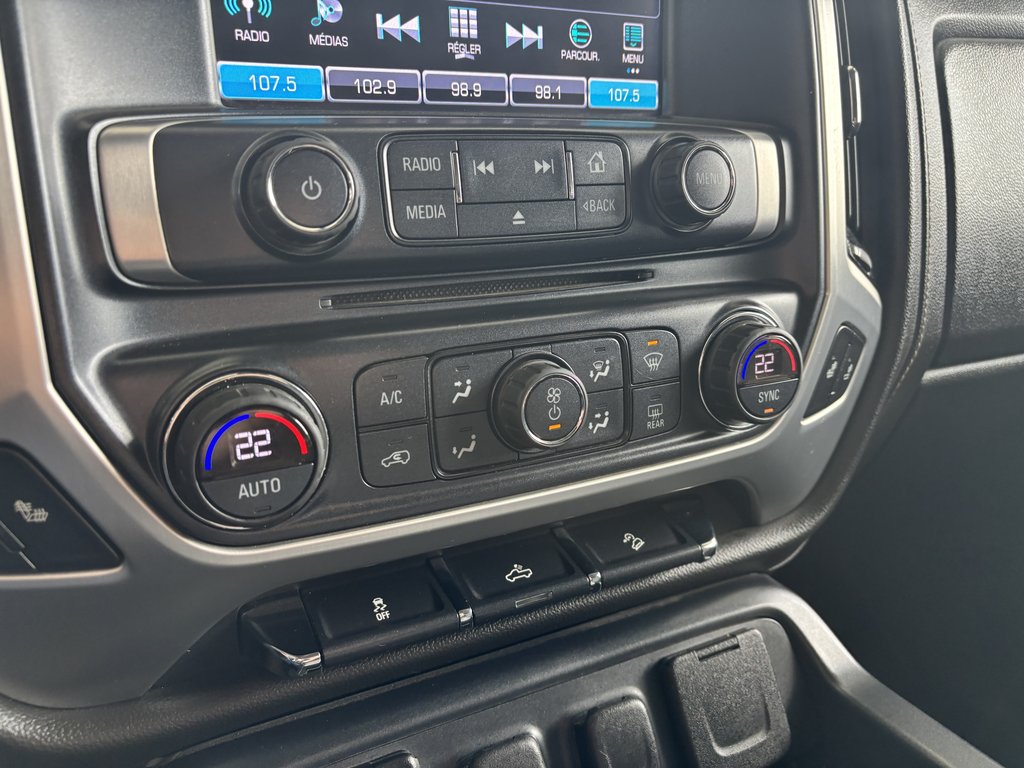 2017 GMC Sierra 1500 4WD Crew Cab 153.0  SLE in Saint-Georges, Quebec - 16 - w1024h768px