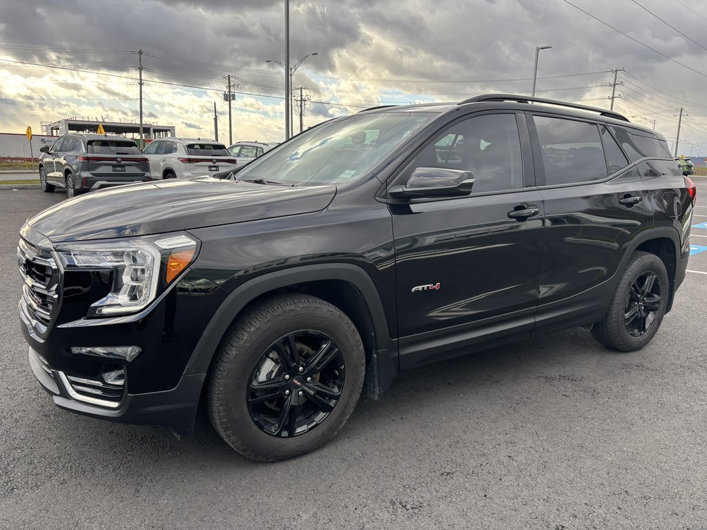 2022 GMC Terrain AWD 4dr AT4 in Saint-Georges, Quebec - 3 - w1024h768px