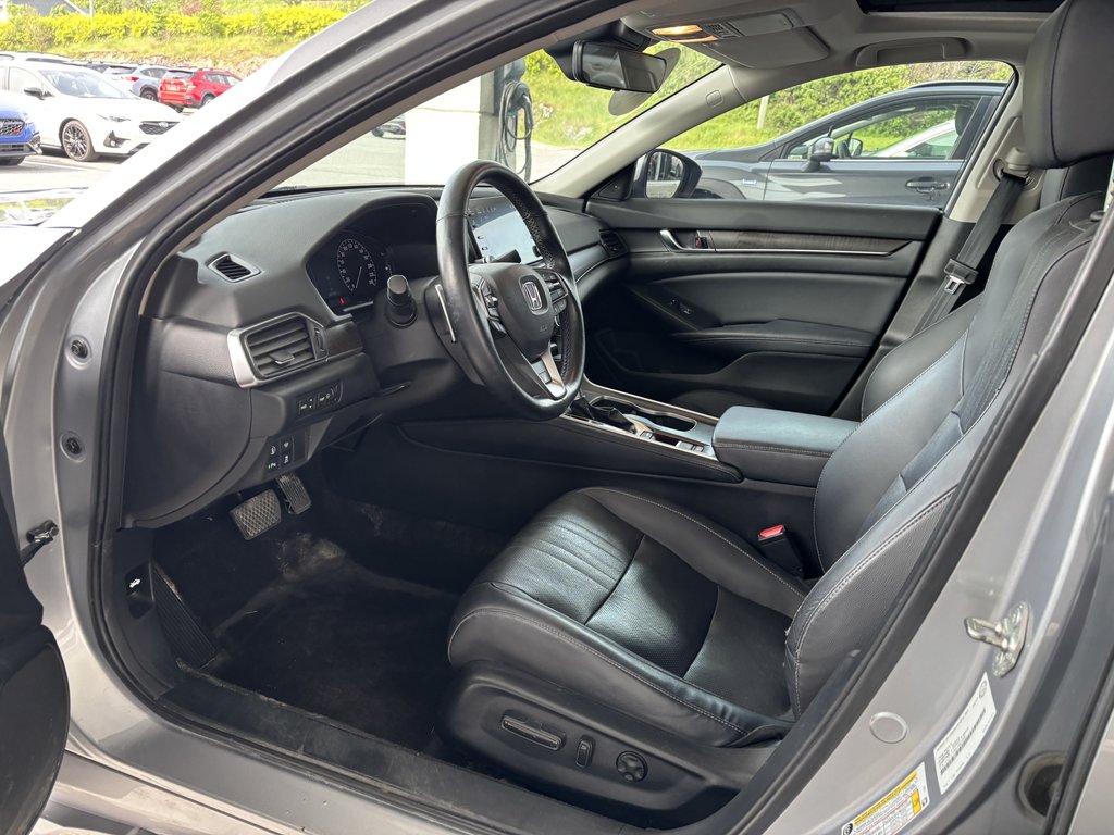 Honda Accord Sedan Touring CVT 2018 à Saint-Georges, Québec - 11 - w1024h768px