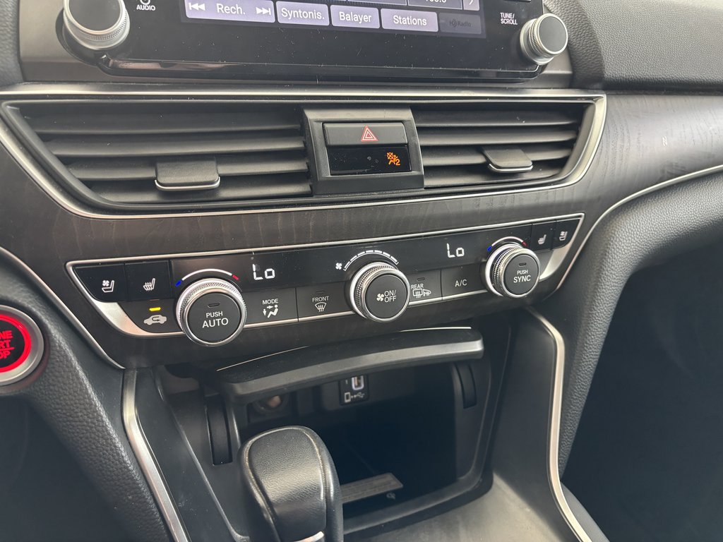 Honda Accord Sedan Touring CVT 2018 à Saint-Georges, Québec - 17 - w1024h768px