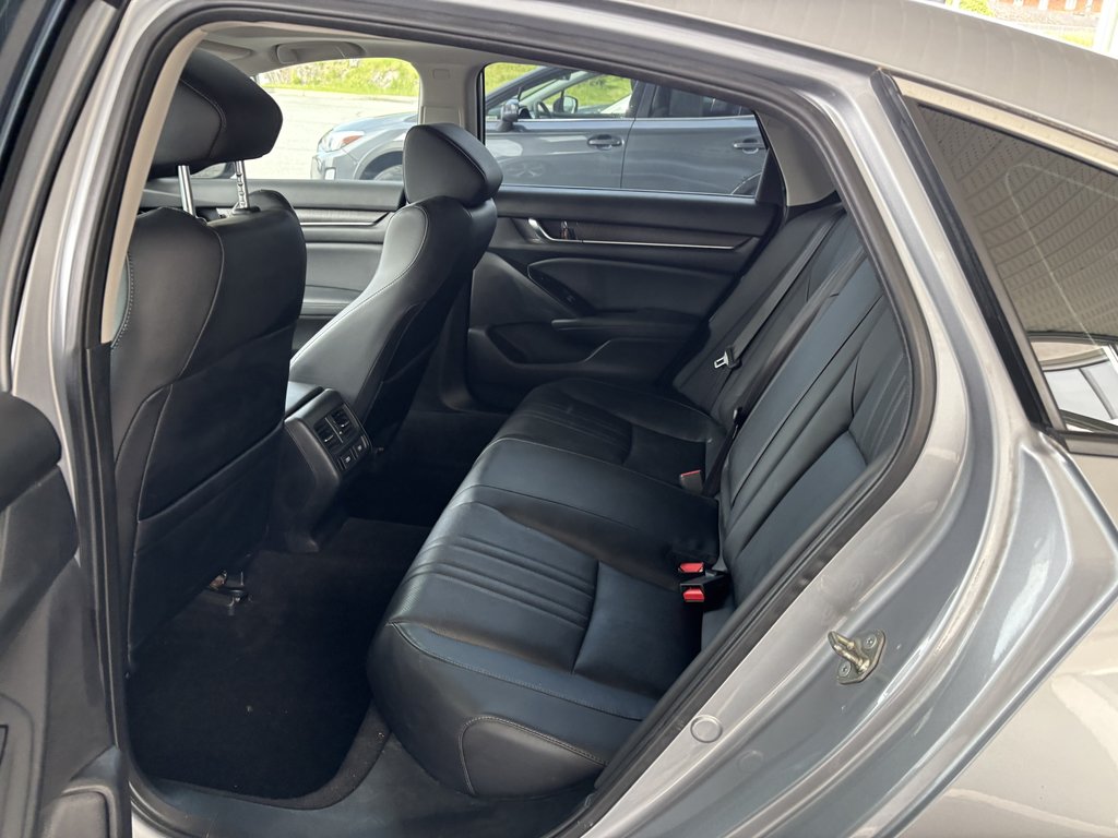 Honda Accord Sedan Touring CVT 2018 à Saint-Georges, Québec - 23 - w1024h768px