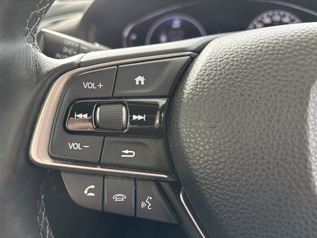 Honda Accord Sedan Touring CVT 2018 à Saint-Georges, Québec - 14 - w1024h768px