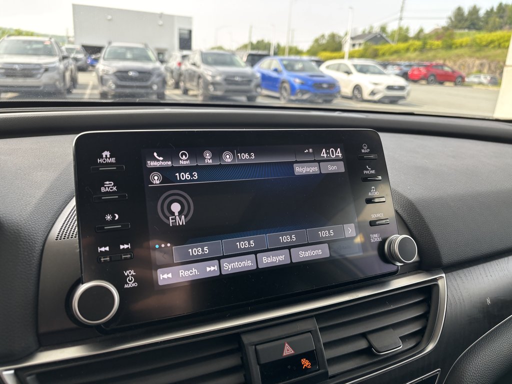 Honda Accord Sedan Touring CVT 2018 à Saint-Georges, Québec - 15 - w1024h768px