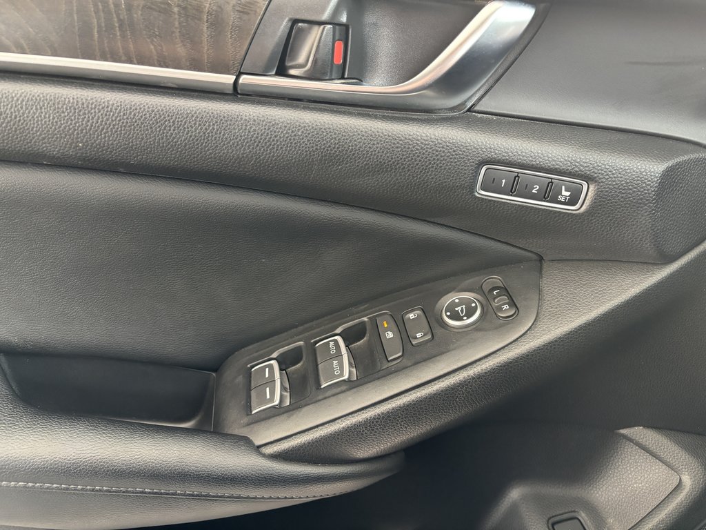 Honda Accord Sedan Touring CVT 2018 à Saint-Georges, Québec - 20 - w1024h768px