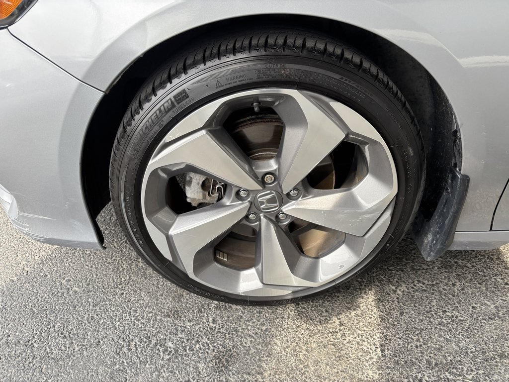Honda Accord Sedan Touring CVT 2018 à Saint-Georges, Québec - 9 - w1024h768px