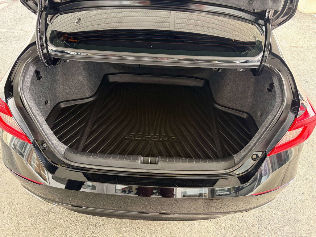 2018 Honda Accord Sport in Saint-Georges, Quebec - 21 - w1024h768px
