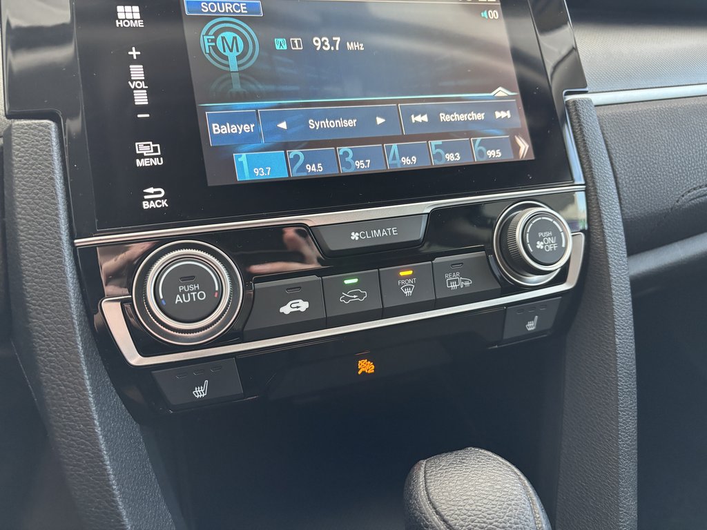 2017 Honda Civic Sedan 4dr CVT LX in Saint-Georges, Quebec - 16 - w1024h768px