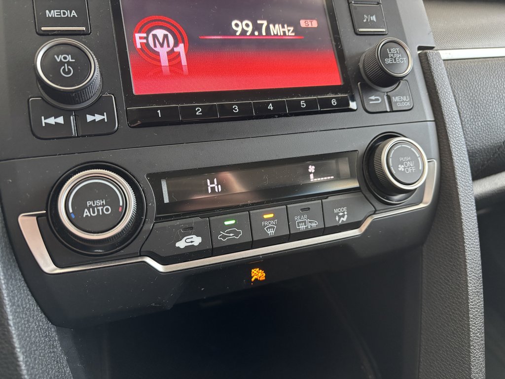 2019 Honda Civic Sedan DX Manual in Saint-Georges, Quebec - 17 - w1024h768px