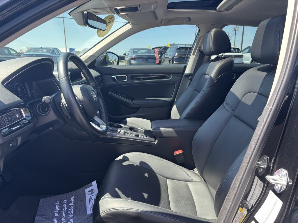 2022 Honda Civic Sedan Touring CVT in Saint-Georges, Quebec - 9 - w1024h768px