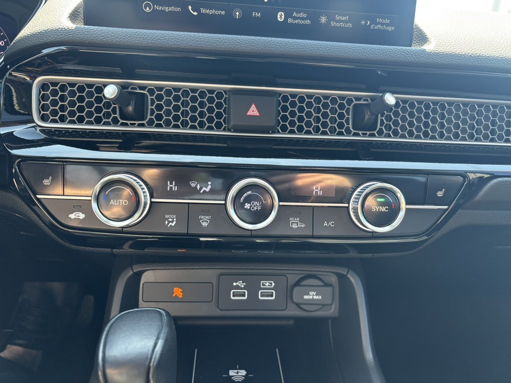 2022 Honda Civic Sedan Touring CVT in Saint-Georges, Quebec - 16 - w1024h768px