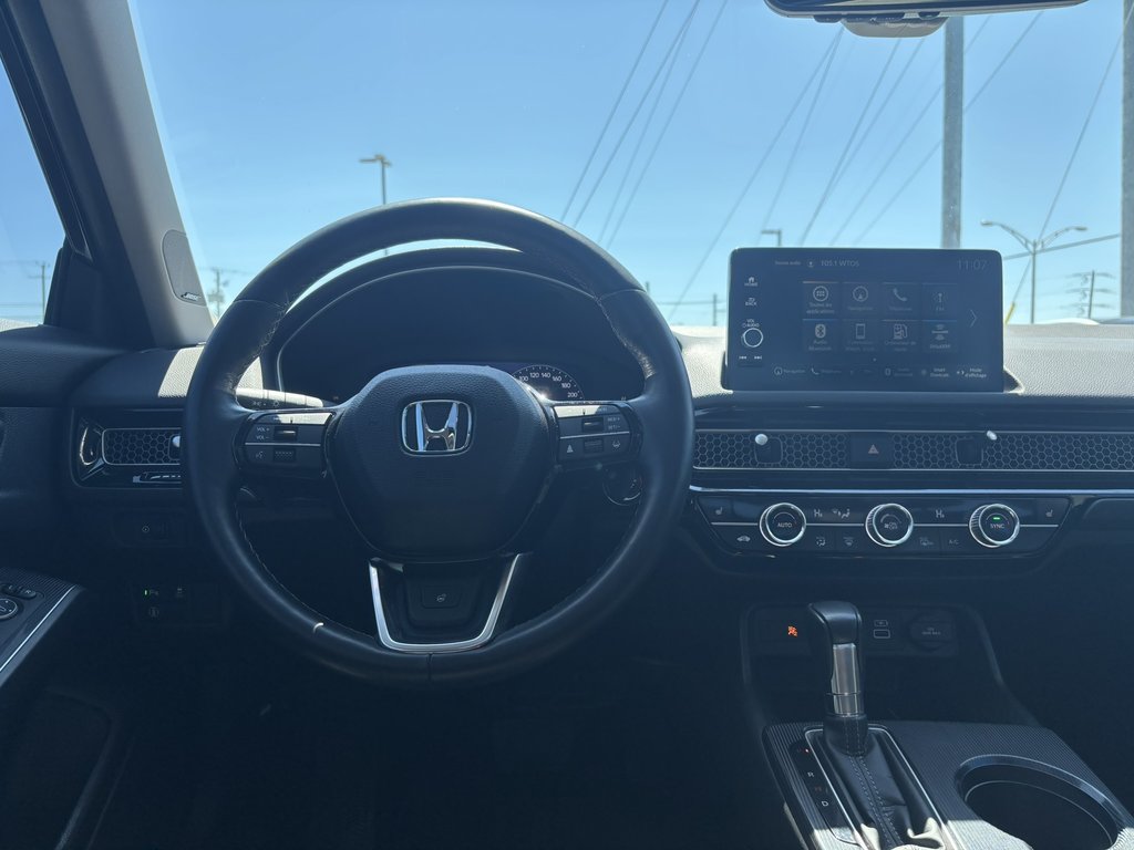 2022 Honda Civic Sedan Touring CVT in Saint-Georges, Quebec - 11 - w1024h768px