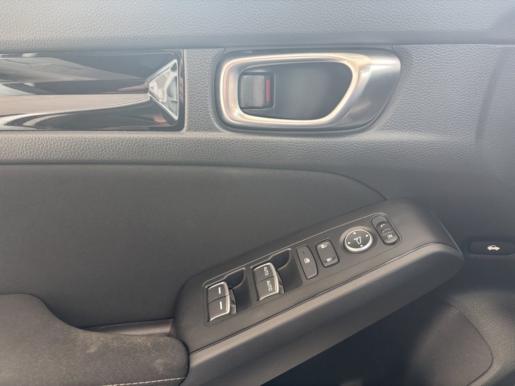Honda Civic Sedan EX CVT 2023 à Saint-Georges, Québec - 20 - w1024h768px