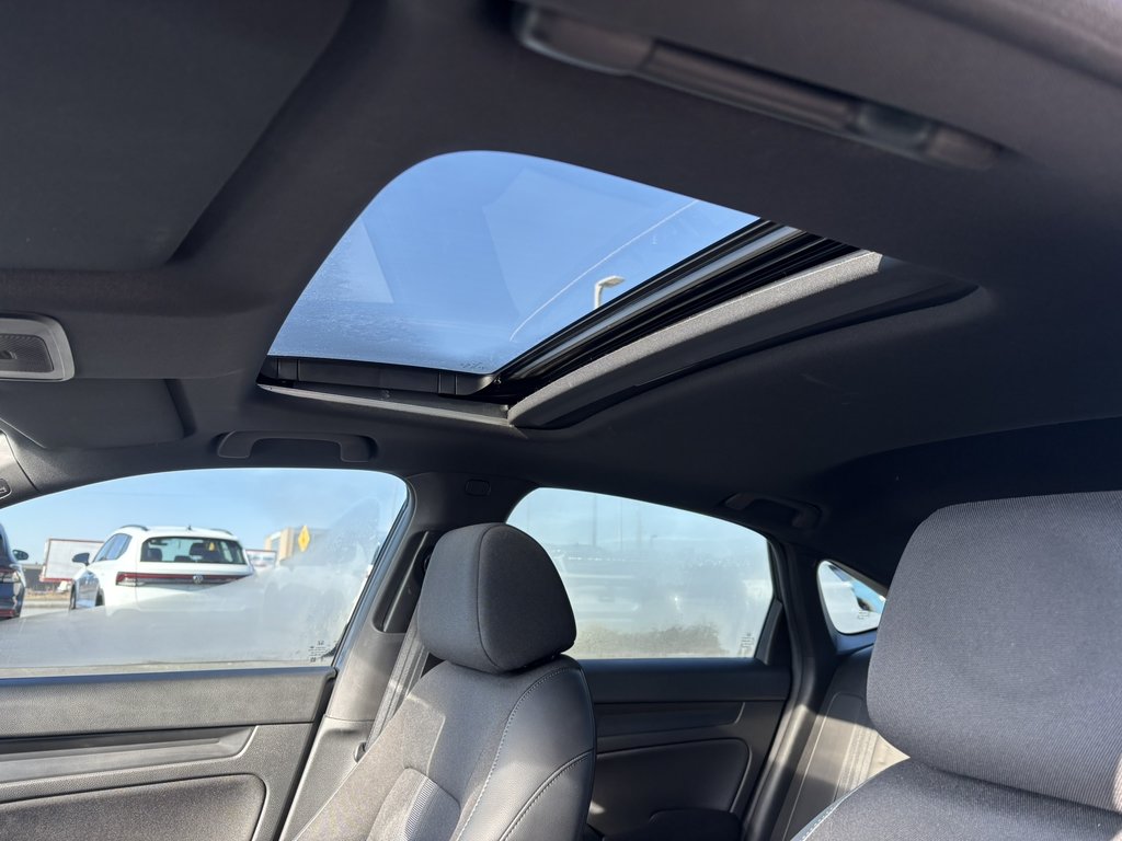 2023 Honda Civic Sedan Sport CVT in Saint-Georges, Quebec - 10 - w1024h768px