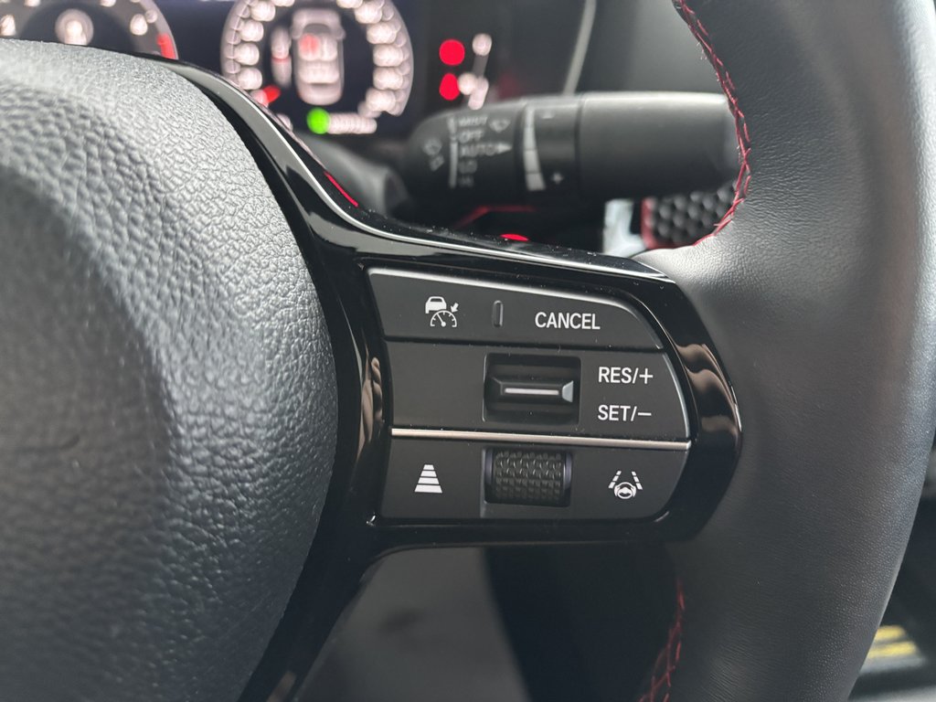 Honda Civic Si Sedan Manual 2023 à Saint-Georges, Québec - 13 - w1024h768px