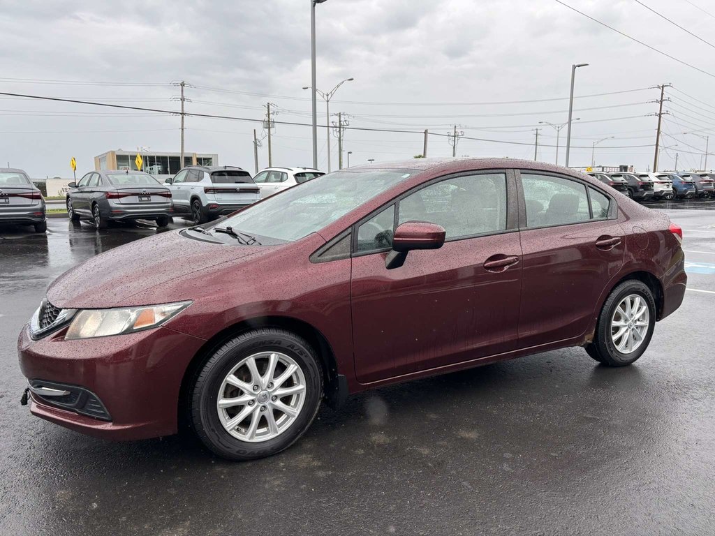Honda Civic LX 2015 à Saint-Georges, Québec - 3 - w1024h768px