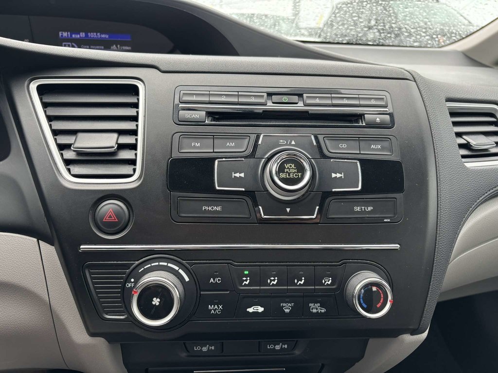 Honda Civic LX 2015 à Saint-Georges, Québec - 12 - w1024h768px