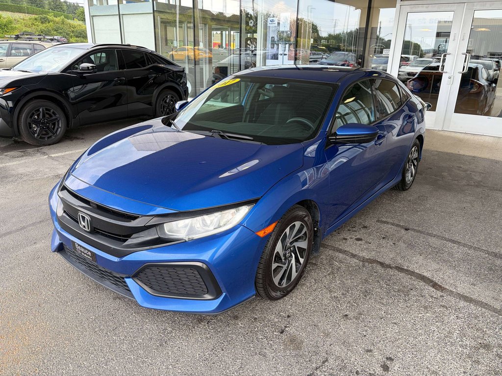 Honda Civic LX 2017 à Saint-Georges, Québec - 7 - w1024h768px