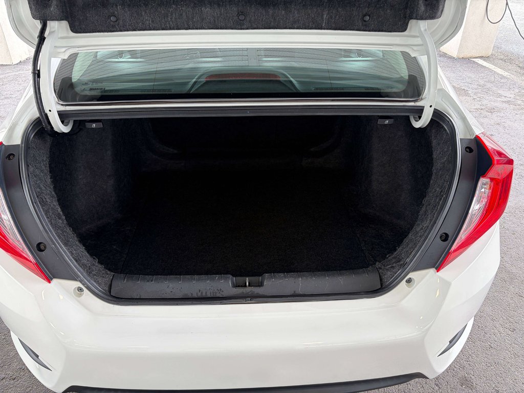 Honda Civic LX 2017 à Saint-Georges, Québec - 20 - w1024h768px