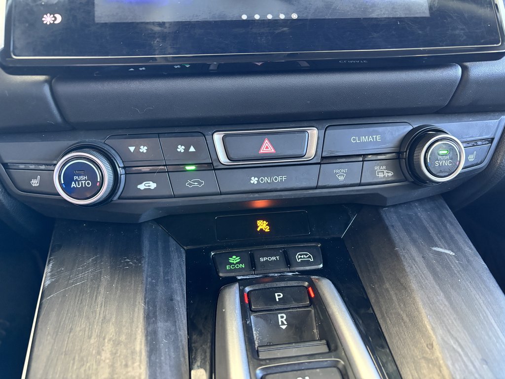 2020 Honda Clarity Plug-In Hybrid Sedan in Saint-Georges, Quebec - 16 - w1024h768px