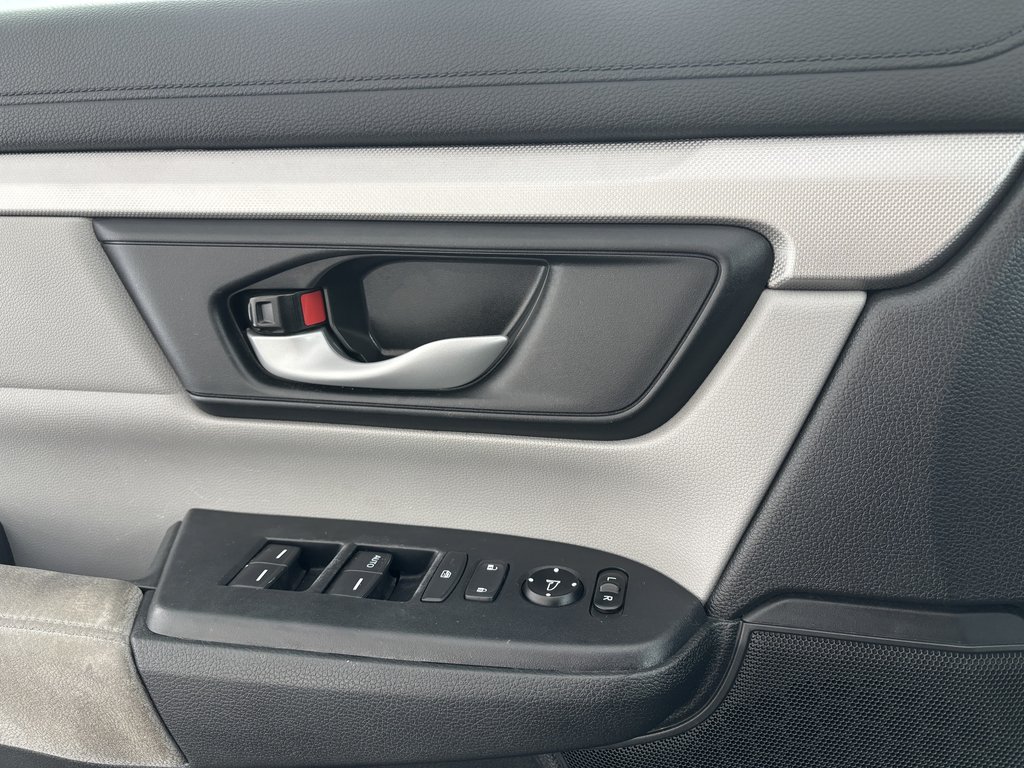 2017 Honda CR-V AWD 5dr LX in Saint-Georges, Quebec - 19 - w1024h768px