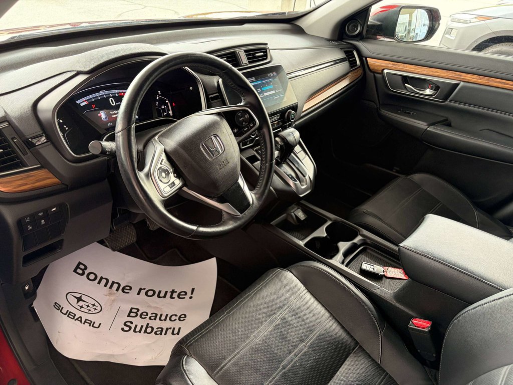 2017 Honda CR-V Touring in Saint-Georges, Quebec - 10 - w1024h768px