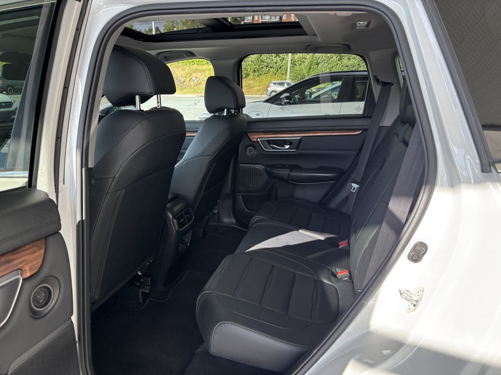Honda CR-V Touring AWD 2021 à Saint-Georges, Québec - 23 - w1024h768px