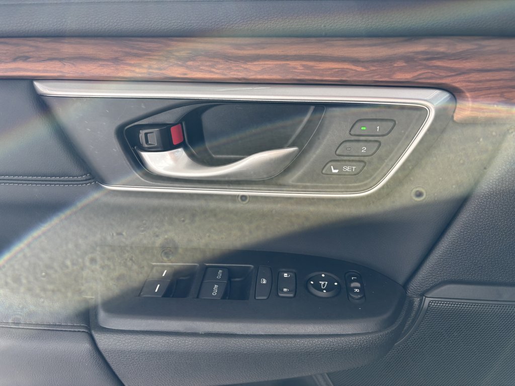 Honda CR-V Touring AWD 2021 à Saint-Georges, Québec - 20 - w1024h768px