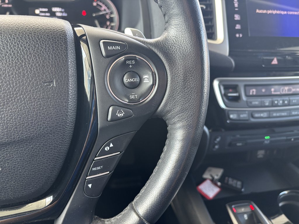 2017 Honda Pilot 4WD 4dr Touring in Saint-Georges, Quebec - 13 - w1024h768px