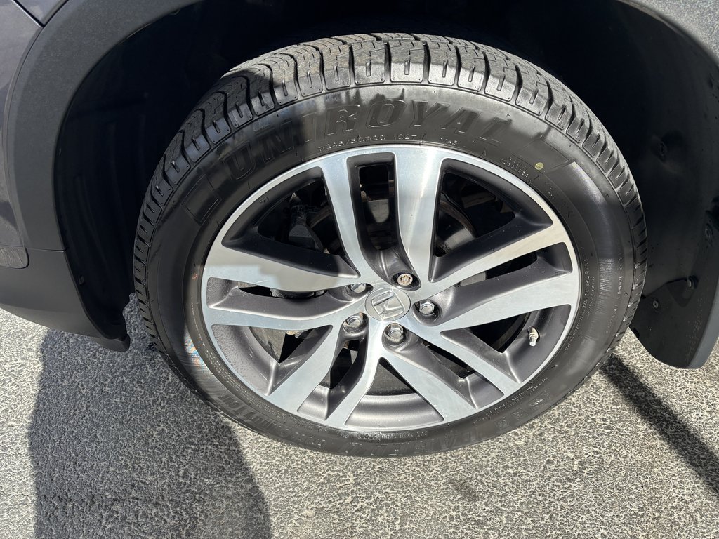 2017 Honda Pilot 4WD 4dr Touring in Saint-Georges, Quebec - 9 - w1024h768px